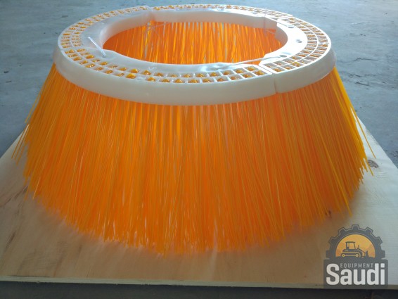 22012661112_35-Hole Mobil Gutter Brooms, Poly Wire.jpg